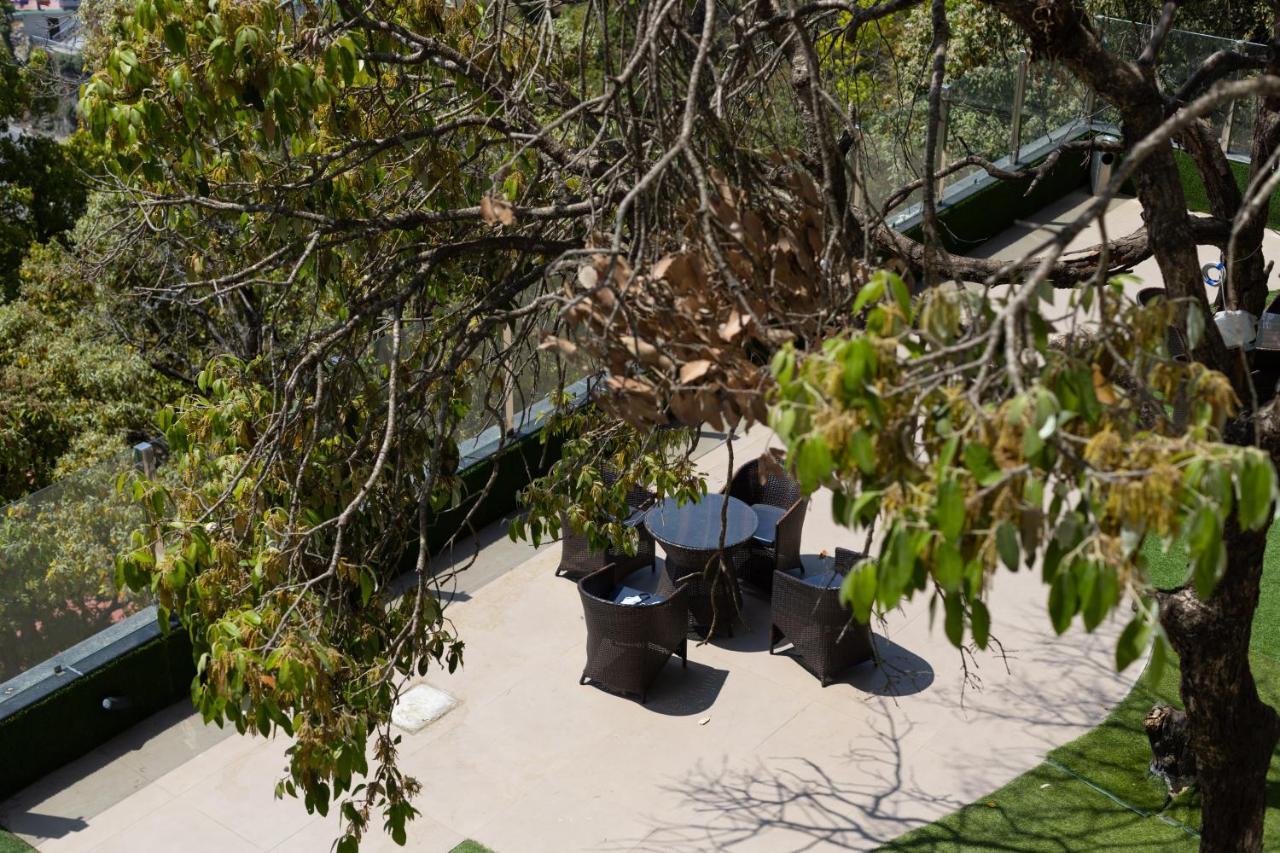Accord Hotel Mussoorie Eksteriør billede